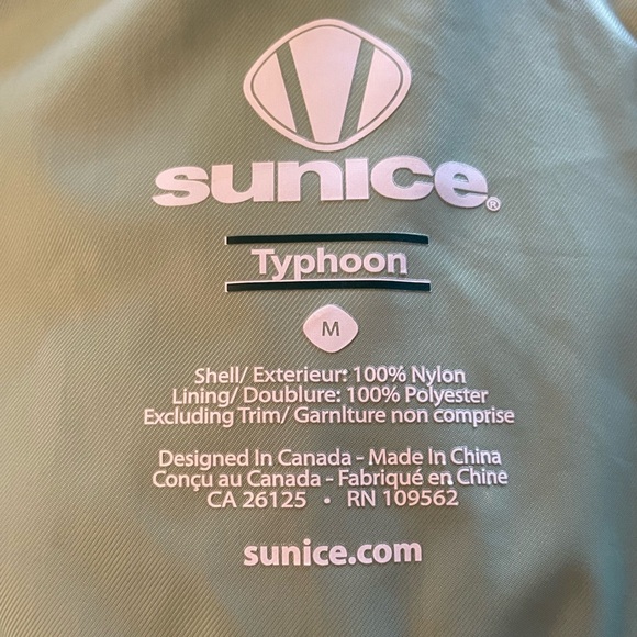 Women’s Green Sunice Golf Rain Jacket - Medium - Picture 5 of 6